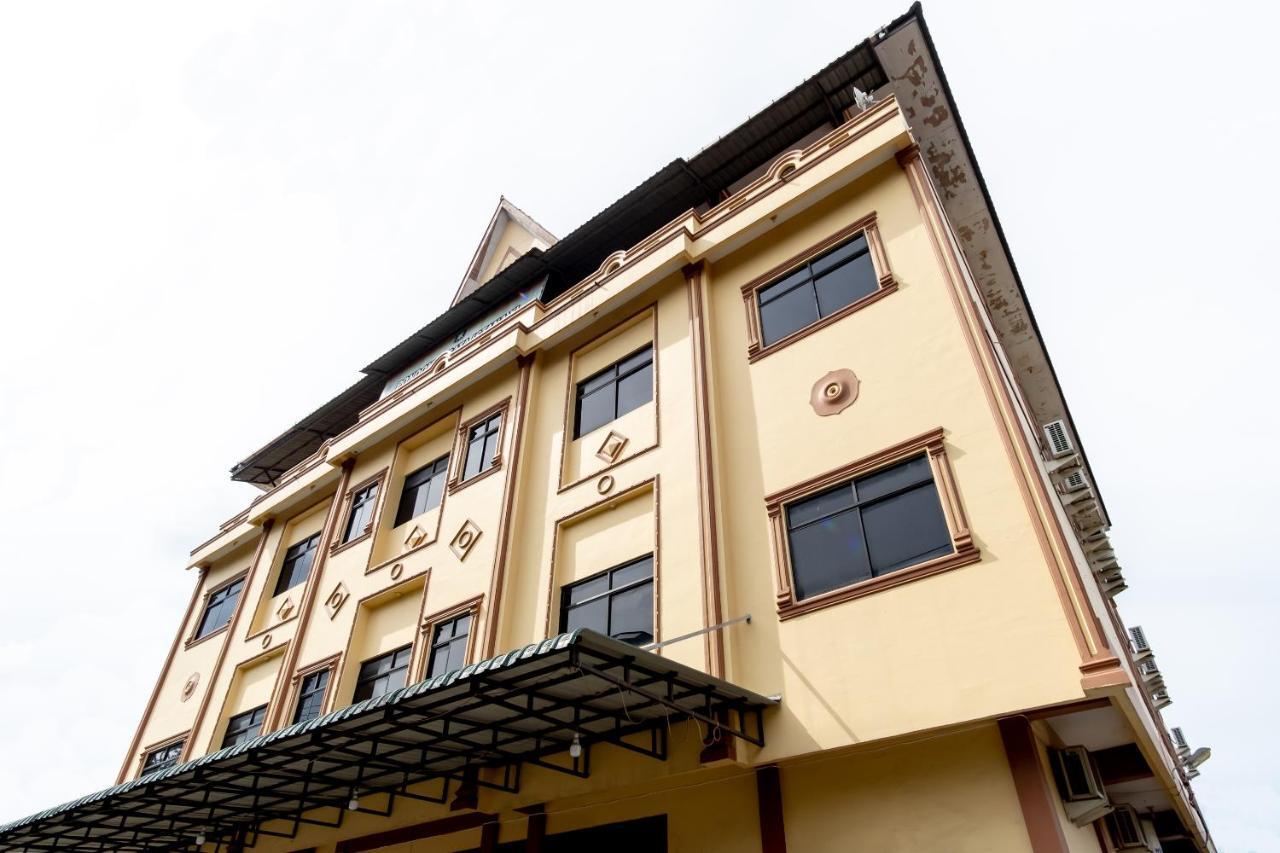 Oyo 1364 Pondok Wisata Istana XI Medan Zewnętrze zdjęcie