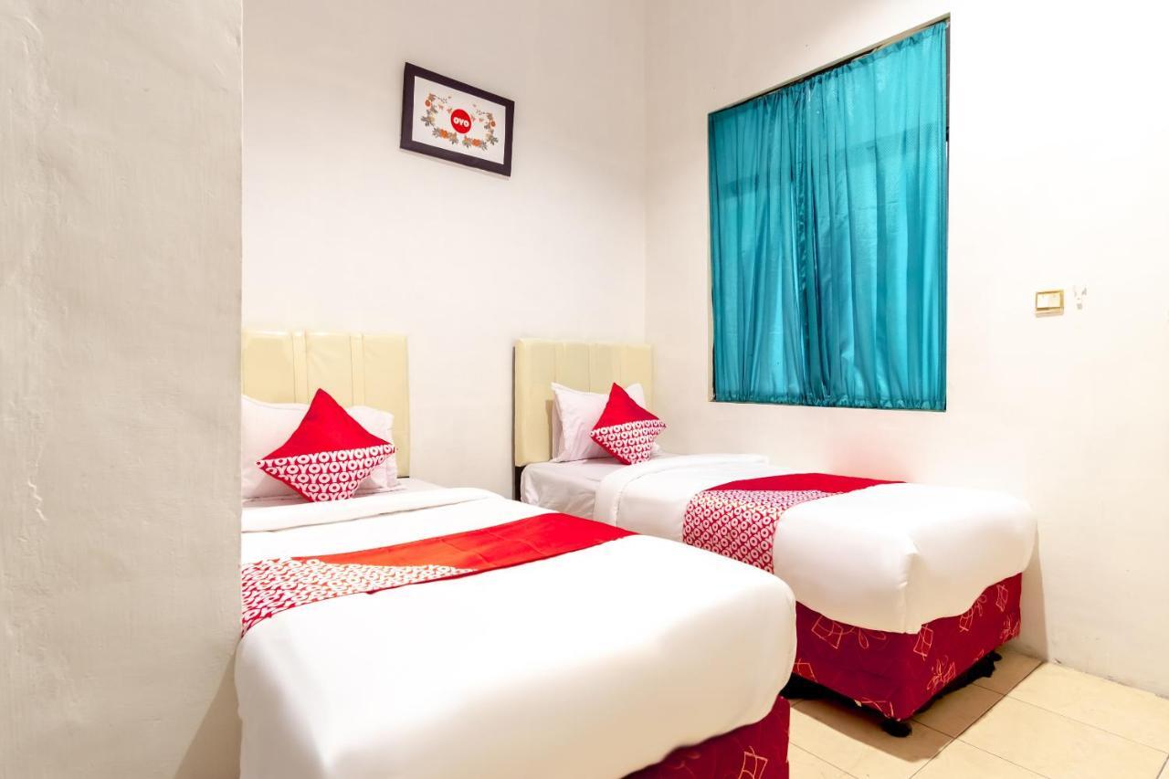 Oyo 1364 Pondok Wisata Istana XI Medan Zewnętrze zdjęcie